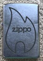 207_Z Logo9 Зажигалка ZIPPO Classic с покрытием Street Chrome™, латунь/сталь, серебристая, матовая, 38x13x57 мм